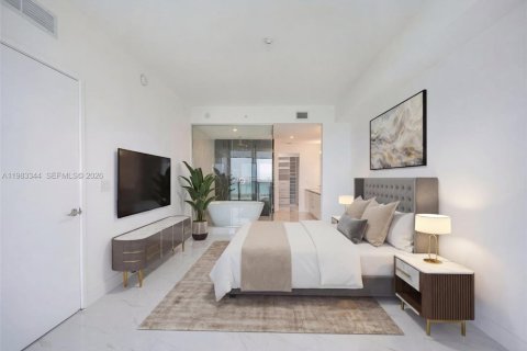 Снять в аренду кондоминиум в Майами, Флорида 2 спальни, 121.33м2, № 2058584 - фото 17