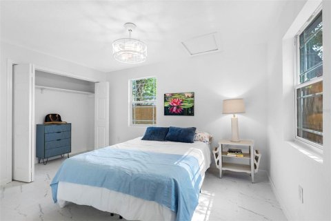 Villa ou maison à vendre à Tampa, Floride: 3 chambres, 112.41 m2 № 2206827 - photo 13