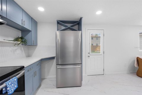 Villa ou maison à vendre à Tampa, Floride: 3 chambres, 112.41 m2 № 2206827 - photo 10