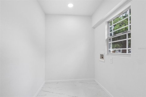 Villa ou maison à vendre à Tampa, Floride: 3 chambres, 112.41 m2 № 2206827 - photo 26