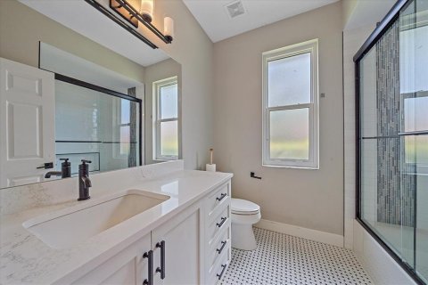 Casa en venta en Sarasota, Florida, 4 dormitorios, 262.63 m2 № 1786831 - foto 28