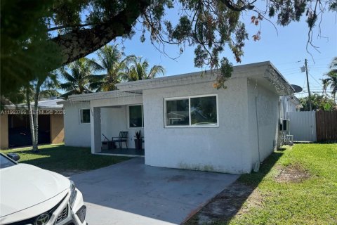 Villa ou maison à vendre à Hollywood, Floride: 4 chambres, 151.06 m2 № 2025657 - photo 10