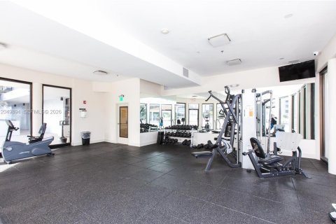 Condo in Aventura, Florida, 2 bedrooms № 2193481 - photo 22