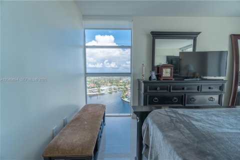 Condo in Aventura, Florida, 2 bedrooms № 2193481 - photo 17