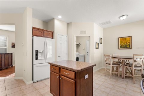 House in Leesburg, Florida 2 bedrooms, 161.46 sq.m. № 2394086 - photo 15