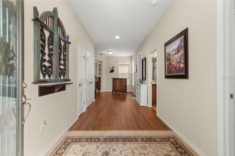 House in Leesburg, Florida 2 bedrooms, 161.46 sq.m. № 2394086 - photo 7