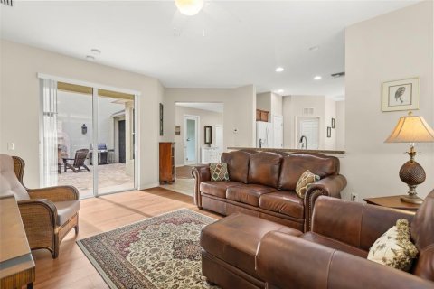 House in Leesburg, Florida 2 bedrooms, 161.46 sq.m. № 2394086 - photo 6