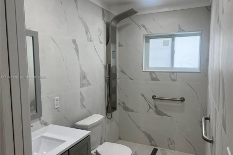 House in Cutler Bay, Florida 3 bedrooms, 109.16 sq.m. № 2036574 - photo 20