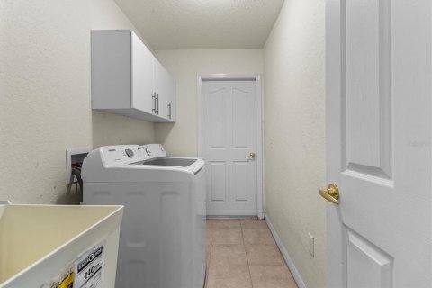 Villa ou maison à vendre à Weeki Wachee, Floride: 3 chambres, 181.62 m2 № 1835012 - photo 29