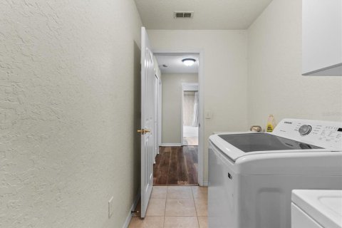 Villa ou maison à vendre à Weeki Wachee, Floride: 3 chambres, 181.62 m2 № 1835012 - photo 28