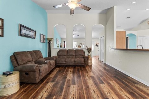 Villa ou maison à vendre à Weeki Wachee, Floride: 3 chambres, 181.62 m2 № 1835012 - photo 13