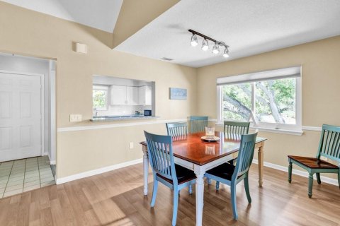 Condominio en venta en Sebastian, Florida, 2 dormitorios, 139.54 m2 № 2082887 - foto 11