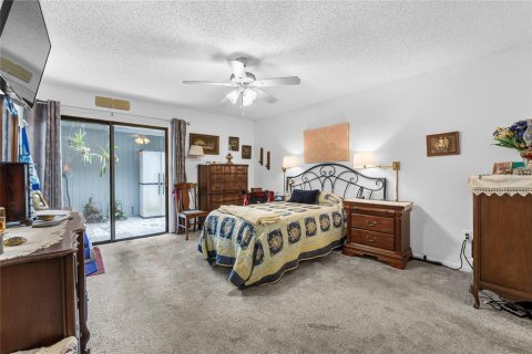 Condo in Lakeland, Florida, 2 bedrooms  № 1900971 - photo 18