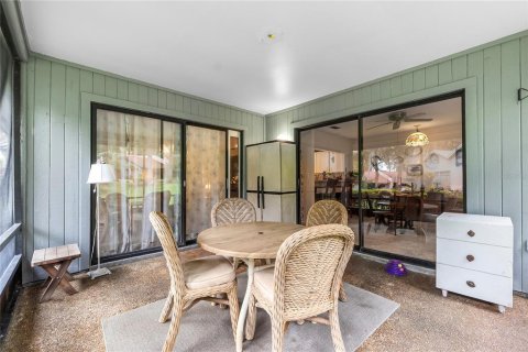 Condo in Lakeland, Florida, 2 bedrooms  № 1900971 - photo 28