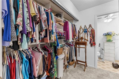 Condo in Lakeland, Florida, 2 bedrooms  № 1900971 - photo 21