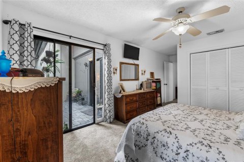 Condo in Lakeland, Florida, 2 bedrooms  № 1900971 - photo 22