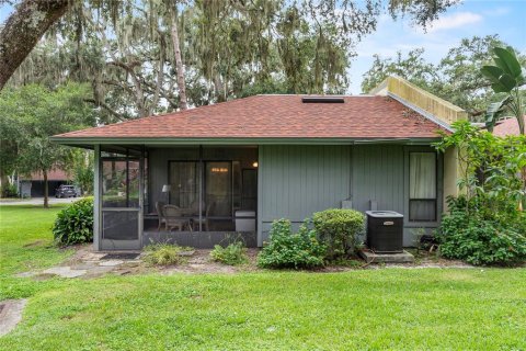 Condo in Lakeland, Florida, 2 bedrooms  № 1900971 - photo 8