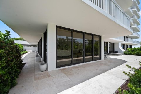 Condo in Palm Beach, Florida, 3 bedrooms  № 2158422 - photo 30