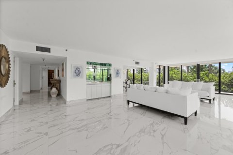 Condo in Palm Beach, Florida, 3 bedrooms  № 2158422