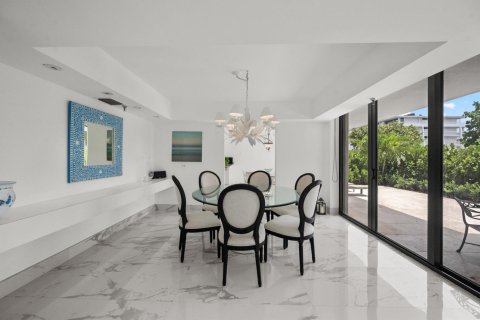 Condo in Palm Beach, Florida, 3 bedrooms  № 2158422 - photo 14