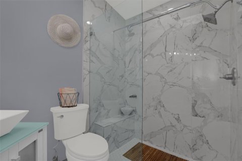Casa en venta en Kissimmee, Florida, 3 dormitorios, 129.69 m2 № 2387560 - foto 21