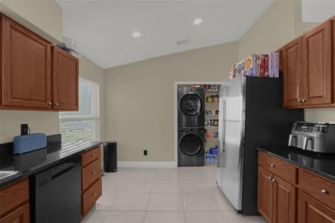 Casa en venta en Kissimmee, Florida, 3 dormitorios, 129.69 m2 № 2387560 - foto 10