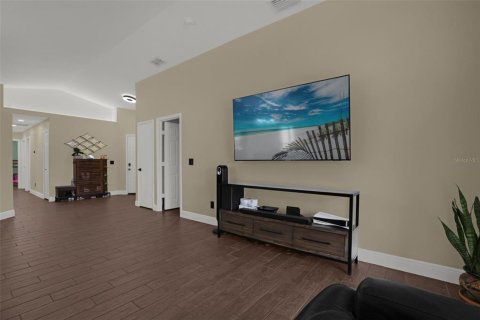 Casa en venta en Kissimmee, Florida, 3 dormitorios, 129.69 m2 № 2387560 - foto 7