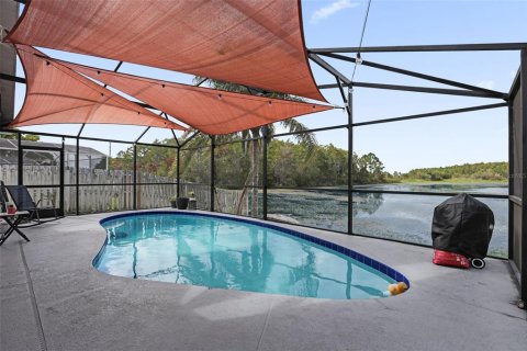 Casa en venta en Kissimmee, Florida, 3 dormitorios, 129.69 m2 № 2387560 - foto 26