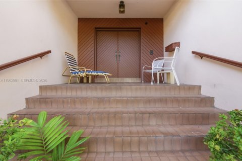 Villa ou maison à Surfside, Floride 3 chambres, 161.37 m2 № 2078839
