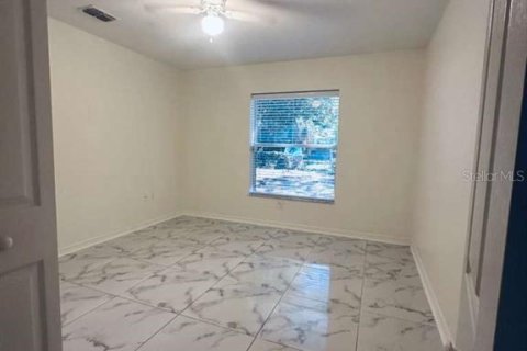 Villa ou maison à louer à Spring Hill, Floride: 3 chambres, 146.32 m2 № 2111696 - photo 5
