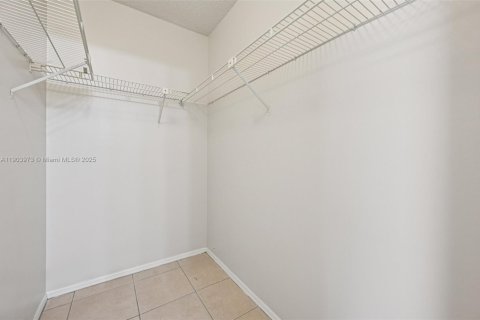 Casa en venta en Port St. Lucie, Florida, 3 dormitorios, 116.03 m2 № 1964914 - foto 20