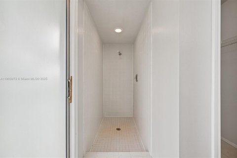 Casa en venta en Port St. Lucie, Florida, 3 dormitorios, 116.03 m2 № 1964914 - foto 19