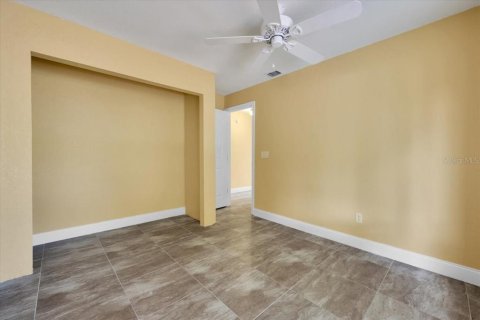 Casa en venta en Orlando, Florida, 3 dormitorios, 149.02 m2 № 1909680 - foto 25