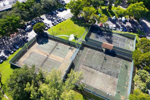 Condominio en venta en Lauderhill, Florida, 3 dormitorios, 162.58 m2 № 1964184 - foto 21