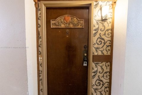 Condominio en venta en Lauderhill, Florida, 3 dormitorios, 162.58 m2 № 1964184 - foto 6
