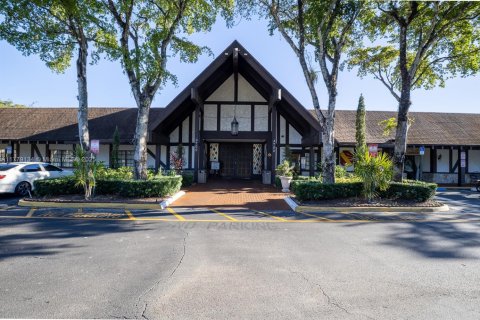 Condominio en venta en Lauderhill, Florida, 3 dormitorios, 162.58 m2 № 1964184 - foto 29