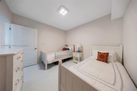 Copropriété à louer à Sunny Isles Beach, Floride: 2 chambres, 144.28 m2 № 2079988 - photo 15