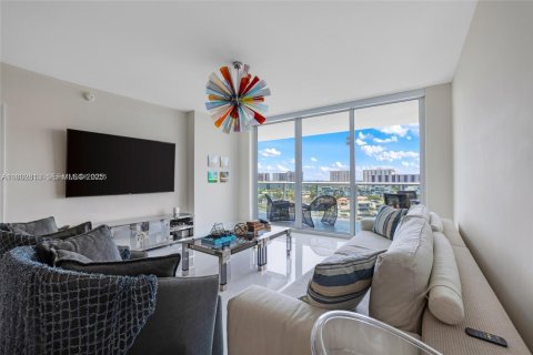 Copropriété à louer à Sunny Isles Beach, Floride: 2 chambres, 144.28 m2 № 2079988 - photo 8