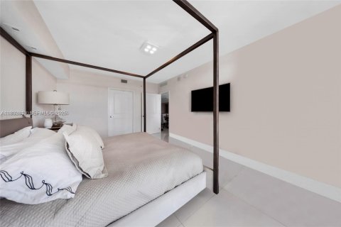 Copropriété à louer à Sunny Isles Beach, Floride: 2 chambres, 144.28 m2 № 2079988 - photo 23