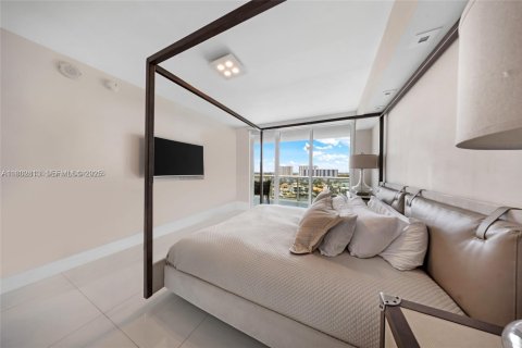 Copropriété à louer à Sunny Isles Beach, Floride: 2 chambres, 144.28 m2 № 2079988 - photo 24