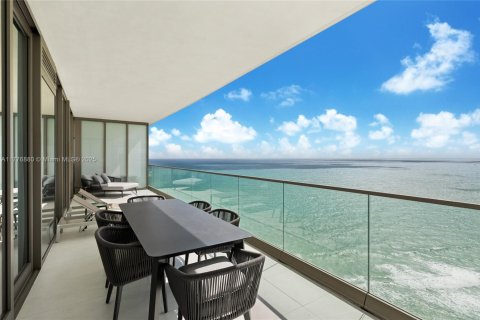 Condo in Sunny Isles Beach, Florida, 3 bedrooms  № 1705726 - photo 3