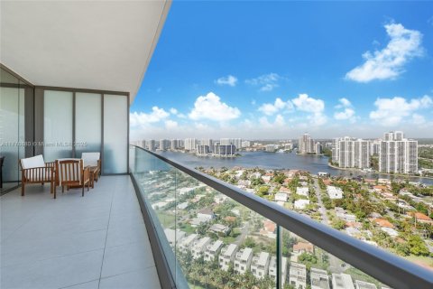 Copropriété à louer à Sunny Isles Beach, Floride: 3 chambres, 210.98 m2 № 1705726 - photo 15
