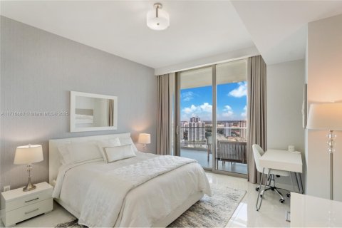 Condo in Sunny Isles Beach, Florida, 3 bedrooms  № 1705726 - photo 21