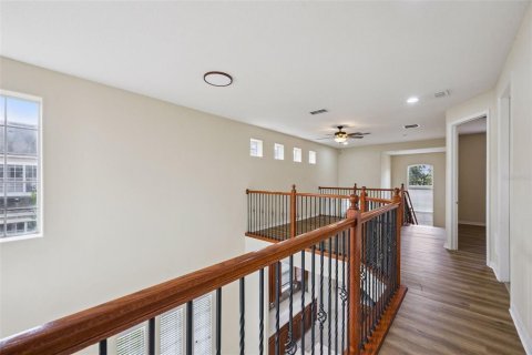Townhouse in Orlando, Florida 3 bedrooms, 170.38 sq.m. № 2148477 - photo 18