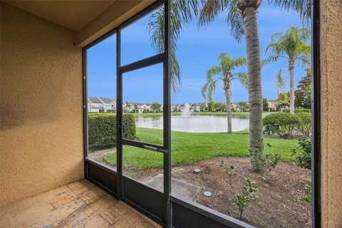 Townhouse in Orlando, Florida 3 bedrooms, 170.38 sq.m. № 2148477 - photo 11