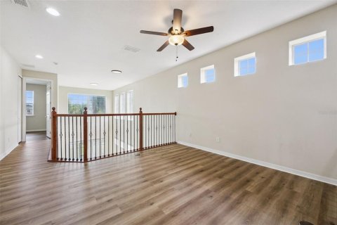 Townhouse in Orlando, Florida 3 bedrooms, 170.38 sq.m. № 2148477 - photo 20