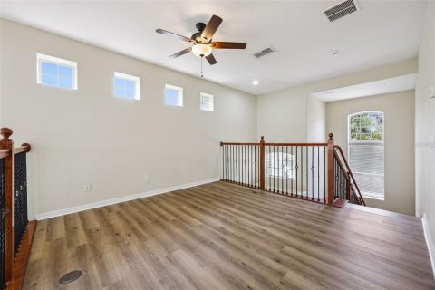 Townhouse in Orlando, Florida 3 bedrooms, 170.38 sq.m. № 2148477 - photo 19
