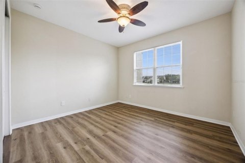 Townhouse in Orlando, Florida 3 bedrooms, 170.38 sq.m. № 2148477 - photo 25