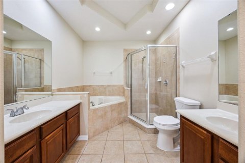 Townhouse in Orlando, Florida 3 bedrooms, 170.38 sq.m. № 2148477 - photo 15