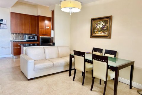 Купить кондоминиум в Санни-Айлс-Бич, Флорида 2 спальни, 129.04м2, № 1929399 - фото 11